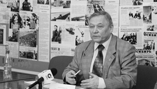 Председатель правления Сибирской межрегиональной ассоциации страховщиков Геннадий Плотников убеждён: чем больше страховых компаний — тем лучше. Фото Сергея ДЯТЛОВА.