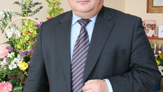 Профессор Александр Кисельников