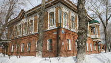 От усадьбы Копылова остался  только этот дом. Фото Дарьи ДОРОТОВОЙ.