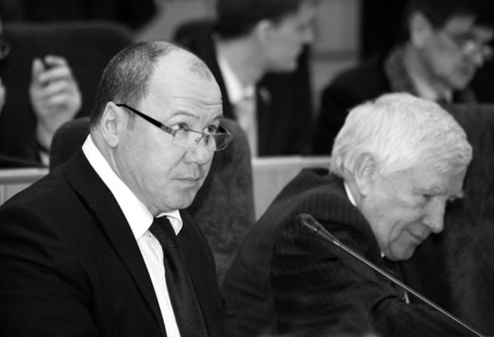 Депутаты-аграрии расставляют приоритеты в жизни села. Фото Михаила ПЕРМИНА