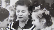 «Я очень люблю и всегда любила детей! В них столько радости, столько непосредственности!» — говорит Зоя Петровна