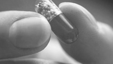 БАД — не лекарство, а дополнительный источник микроэлементов и витаминов. Фото с www.info-zh.ru