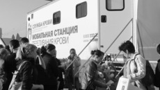 Мобильная станция может одновременно принять несколько человек. Фото Веры УТЮПИНОЙ