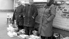 Проект закона о повышении штрафов за торговлю в неустановленных местах было решено доработать. Фото с www.e-crimea.info