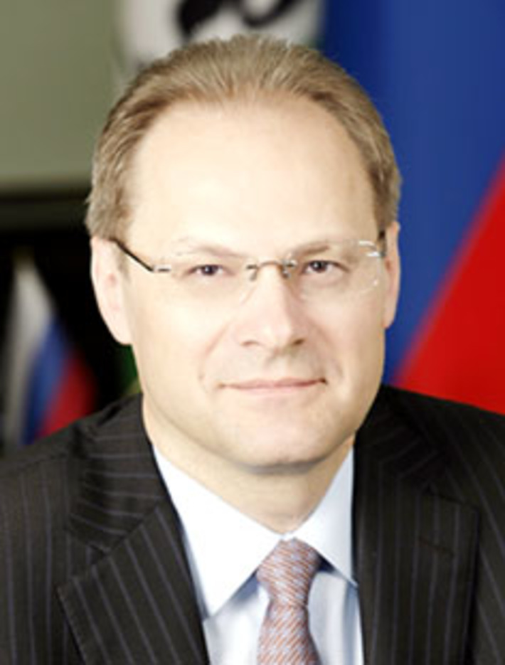 Губернатор Новосибирской области В. А. ЮРЧЕНКО.