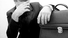 Парламентом одобрен законопроект, который вводит стократный штраф размеру взятки. Фото с www last24.info
