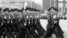 Выправка курсантов —  результат долгих тренировок. Фото Сергея ДЯТЛОВА