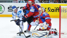На первенстве мира сборная России уступила финнам. Фото с сайта sport.express.ru
