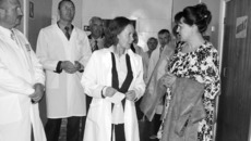 У Ольги Вайс вопрос к министру здравоохранения области Ольге Кравченко касался льготного лекарственного обеспечения. Фото Марины ЛУПЕЙКЕНЕ