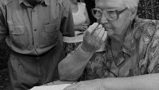 Николай Семёнович и Зинаида Парфёновна Илюшечкины: что пожелать авторам книги? Фото  Павла КОМАРОВА