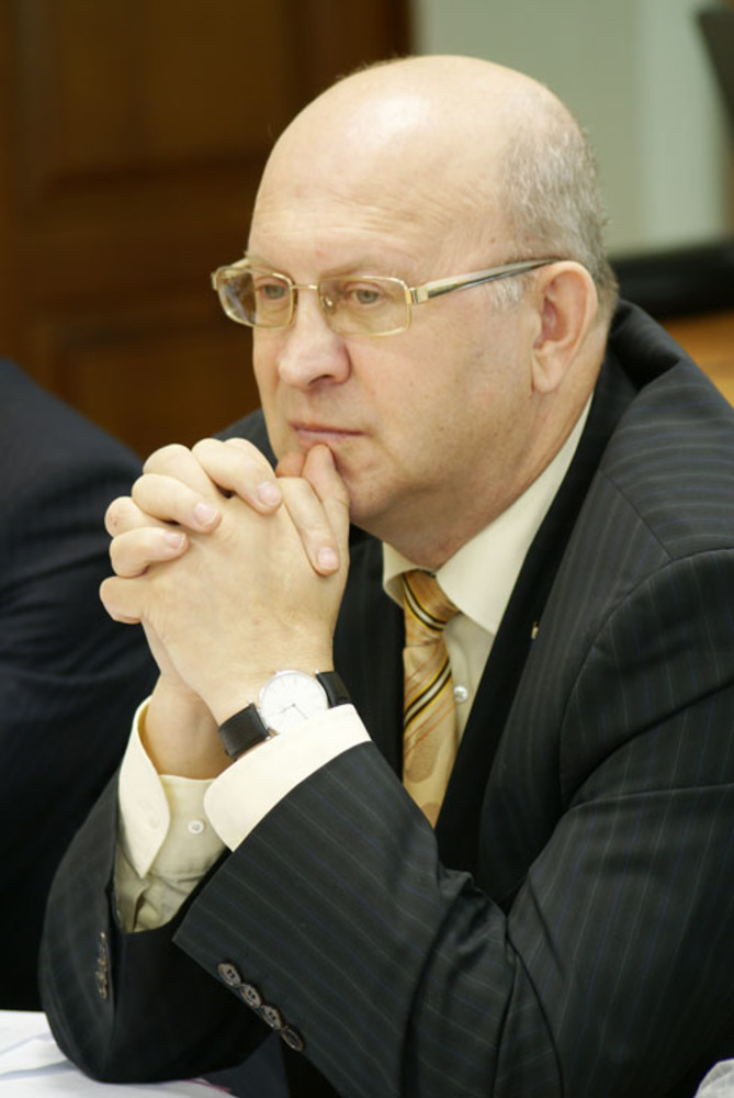Александр КОЗЛОВ