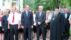 На торжественном открытии нового офиса миграционной службы. Фото Виталия ЗЛОДЕЕВА