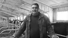 Главный зоотехник хозяйства «Новосельское» Купинского района Анатолий Ткаченко. Фото Марины ЛУПЕЙКЕНЕ