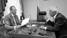 На личном приеме губернатора Пётр Панарин из Михайловки. Фото Павла КОМАРОВА