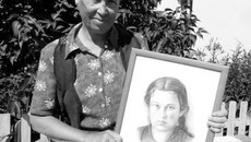 Ольга Колытюк: «Такой мама уходила на фронт». Фото Зои ТЮРИНОЙ