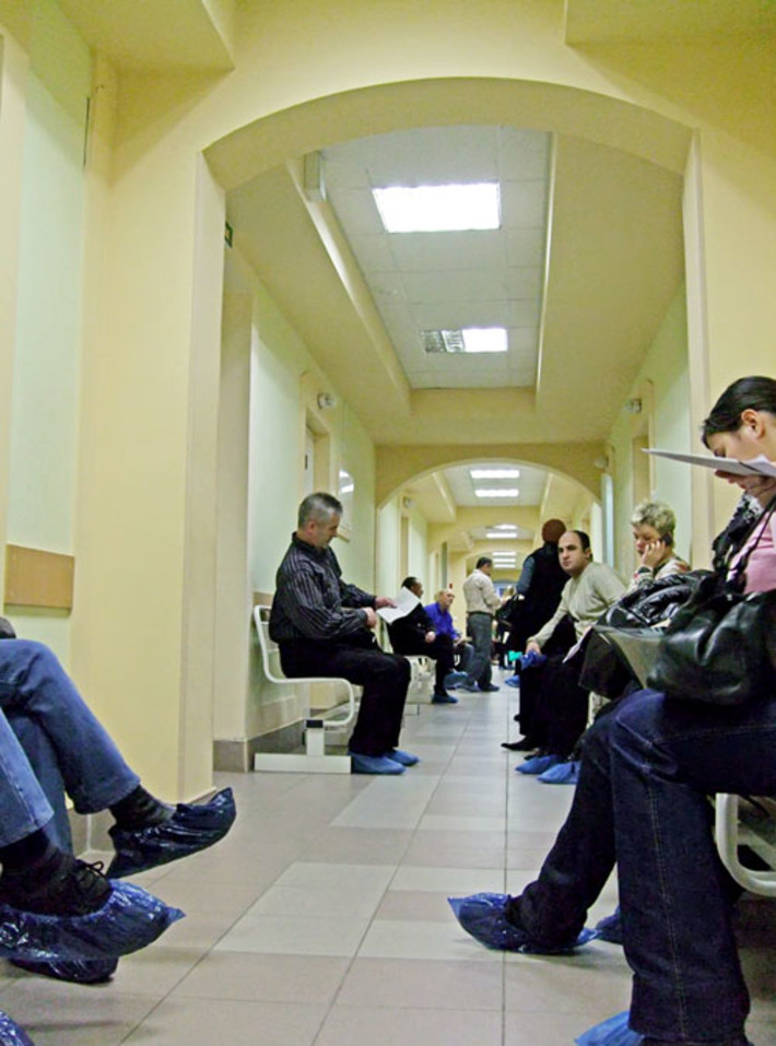 Порядок медицинского обслуживания всегда требует комментариев и уточнений. Фото с сайта www.photosight.ru
