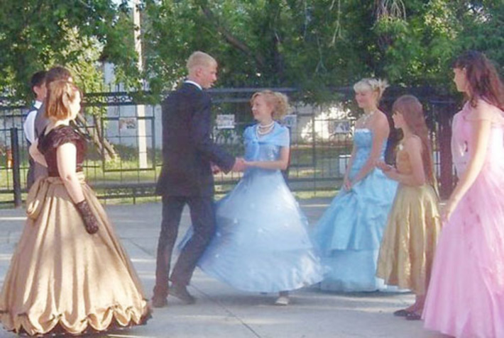 Станцуют всё: и вирджинскую кадриль...