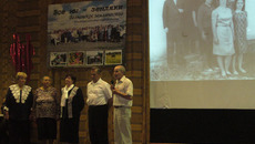 Молодыми учителями они начинали работать в волчанской школе. Фото Гаянэ ГРУЗДЬ