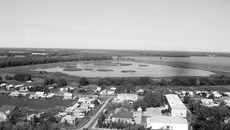 Вид с силосной башни элеватора на один из микрорайонов  села Половинного