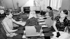 Обычный рабочий день  в ООО «Полимерлайн». Фото Павла КОМАРОВА