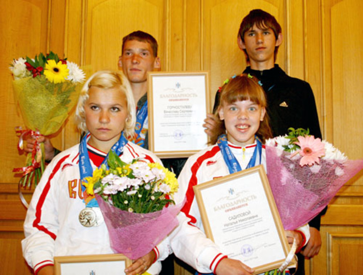 Вячеслав Горносталев, Александр Чайников, Мария Киляшова  и Наталья Садилова — герои Всемирных игр «Специальной олимпиады». Фото Натальи МАНТОРОВОЙ