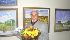 Алексей Хусточко: «Главная моя жизнь — в этих картинах». Фото Алексея ФЁДОРОВА