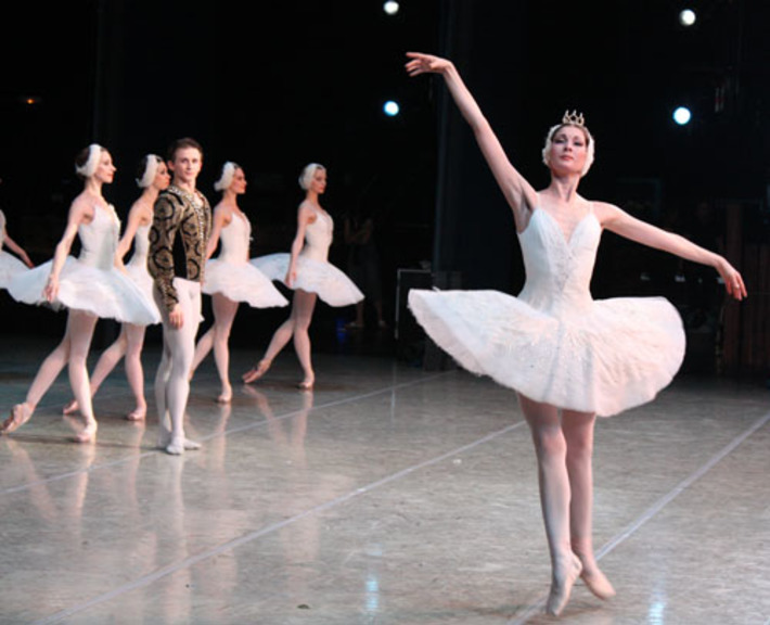 Лауреат международных  конкурсов Наталья Ершова  в роли Одетты-Одиллии