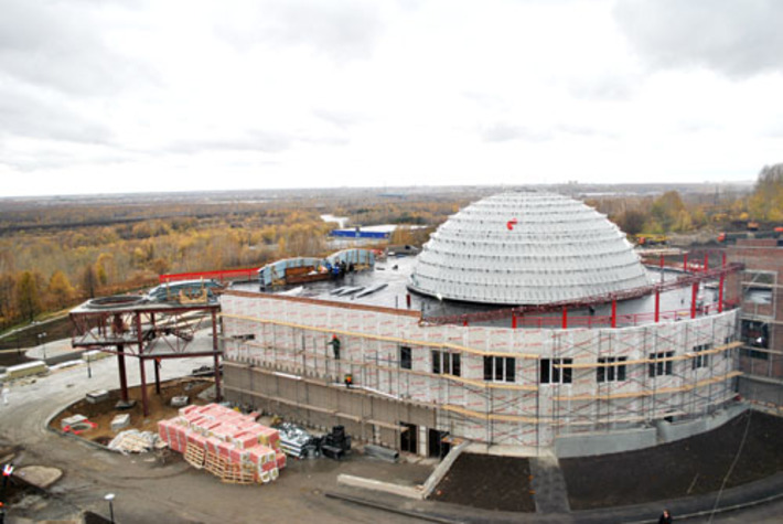 Новый объект преображается прямо на глазах. Фото Юлии НАЗАРЕНКО