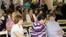 Женский клуб — клуб по интересам.