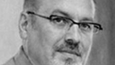 Павел ШАРОМОВ, художественный руководитель вокального ансамбля, заслуженный артист России