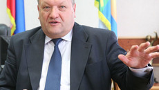 Геннадий Захаров: «Для района возможны и крупные инвест-проекты и развитие малых производств. Фото Михаила ПЕРМИНА