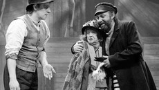 «Поминальная молитва» — истинная жемчужина для современного зрителя. В ролях: Анна Покидченко,  Сергей Новиков, Павел Поляков.