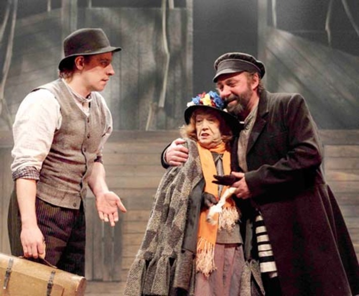 «Поминальная молитва» — истинная жемчужина для современного зрителя. В ролях: Анна Покидченко,  Сергей Новиков, Павел Поляков.