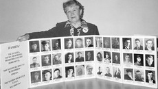 Районные организации «Эхо» представили  на выставке свои экспонаты, самыми ценными из которых стали портреты отцов. На фото председатель Заельцовского  НООО «Эхо» Л.Д. Посаженникова