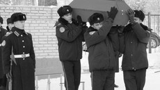 В последний путь. Фото пресс-службы кадетского корпуса