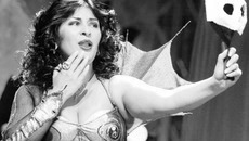 Вероника Джиоева — певица-праздник.