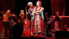 Комедия «Ходжа Насреддин» — это театр  в театре. Фото предоставлены пресс-службой театра музыкальной комедии