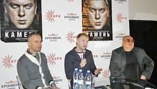 Вячеслав Каминский, Сергей Светлаков и Юрий Бригадир (слева направо) рассказали, как книга превратилась в фильм. Фото Олега СТЕПАНОВА