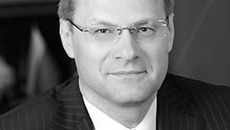 Губернатор Василий Юрченко