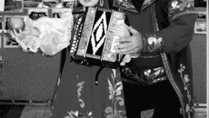 Среди почитателей гармони и стар, и млад. Фото редакции журнала «Играй, гармонь!»