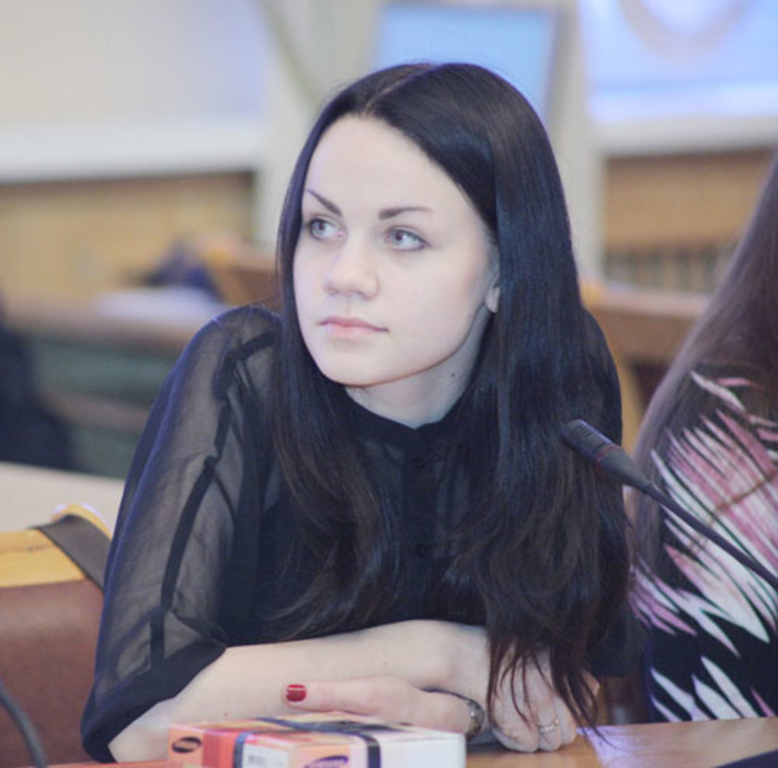 Победительница регионального и всероссийского этапов конкурса социальной рекламы «Новый взгляд» Мария Кулешова. Фото управления по делам молодежи НСО