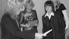 Стипендии вручили самым талантливым. Фото министерства соцразвития НСО