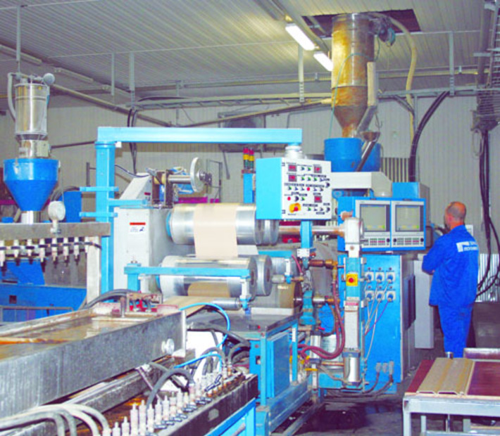 В производственном цехе ЗАО «Терна-Полимер»