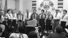 Выступает ансамбль «Мрия». Фото предоставлено УНКА