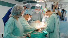 За более чем 20 лет количество операций выросло в 10 раз.  Фото Павла КОМАРОВА