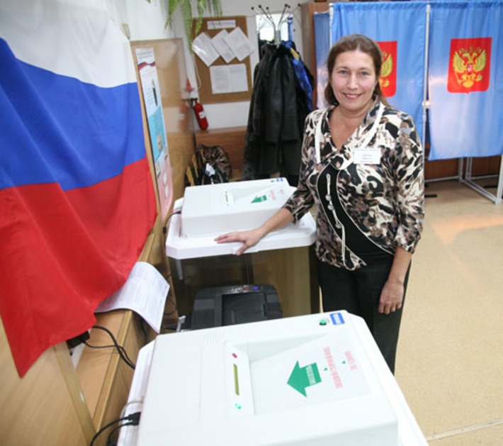 На выборах  всё чаще используются современное оборудование  и техника. Фото Михаила ПЕРМИНА