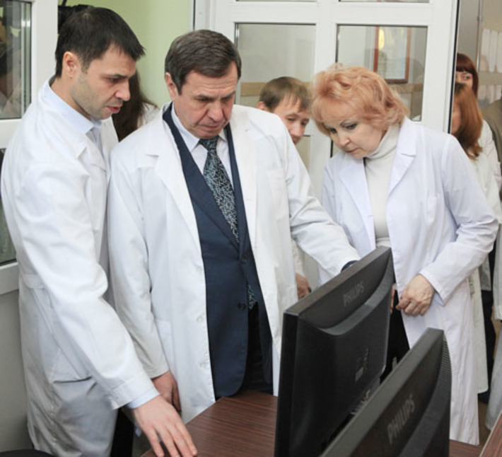 Одна из составляющих модернизации — установка современного оборудования. Фото пресс-службы мэрии