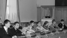 Студенты узнали, как работают правовой и организационный отделы избиркома. Фото Елены ДРОЗДОВОЙ