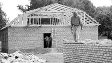 Малоэтажное строительство — самый бурно развивающийся сектор. Фото Бориса МОСКВИНА