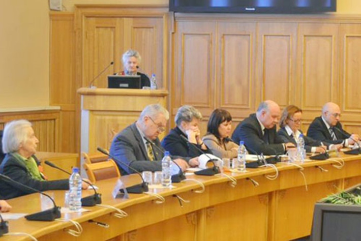 На первом координационном совете обсудили вопросы социально-экономической поддержки ветеранов и пенсионеров. Фото пресс-службы губернатора и правительства НСО
